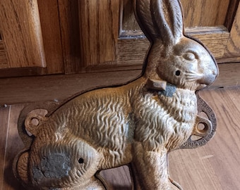Rabbit Cake Mold   Cast Iron  Home Kitchen Gift Decor