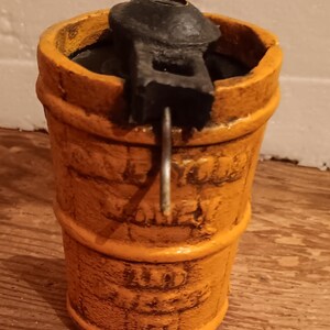 Vintage Style Cast Iron Ice Cream Maker Churn Coin Piggy Bank Antique Home Decor Vintage Style Cast Iron Ice Cream Maker Churn Coin Piggy Bank Antique Home Decor