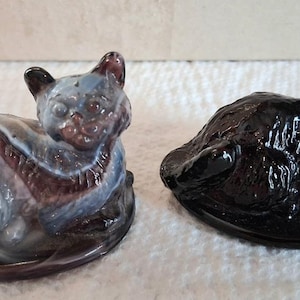 Mosser Amethyst Slag Red Cat Salt Glass Home Office Gift Collectible