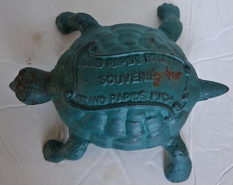 Turtle Box Souvenir  6 Inch Heavy  Cast Iron  Collectible Home Office Den Porch Garage Decor