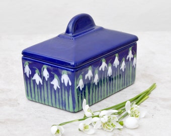 Snowdrop Butter Dish - can be Personalised - Hand Painted