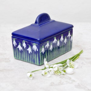 Snowdrop Butter Dish - can be Personalised - Hand Painted