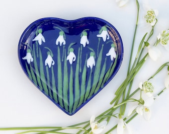 Snowdrop Small Heart Dish - can be Personalised - Hand Painted