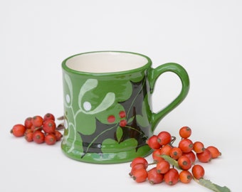 Christmas Holly & Mistletoe Green Country Mug - can be Personalised - Hand Painted