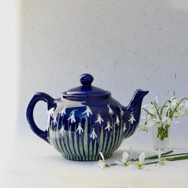 Snowdrop Teapot - can be Personalised - Hand Painted