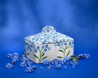 Forget-me-not  Butter Dish - can be Personalised - Hand Painted