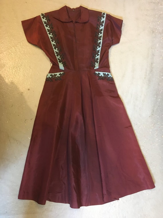 vintage 40s an amazing dress