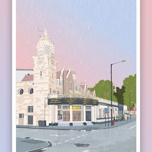 Pode incluir: Uma ilustração digital de um cinema sob a chuva. O edifício é de cor castanho claro com uma torre alta no lado esquerdo. O cinema chama-se "Everyman" e tem uma marquise com os títulos dos filmes "Hello, Goodbye and Everything in Between" e "Annie Hall" listados. O céu é de cor rosa claro e azul com chuva a cair.