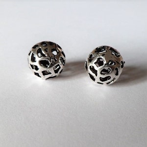 Silver filigree beads balls