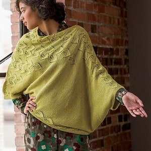 Sweater-poncho, Cable Knit Poncho, Women&#39;s poncho, Elegant poncho, Gift for her, Hand-knitted sweater