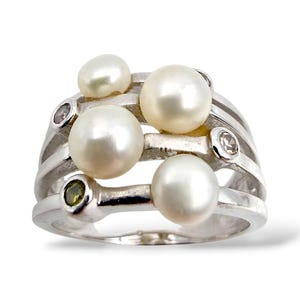 Modernist 925 Silver Ring with Cultured Pearls and Gemstones – Multi-Band Design, Contemporary Elegant Jewelry, EU 57 (US 8)