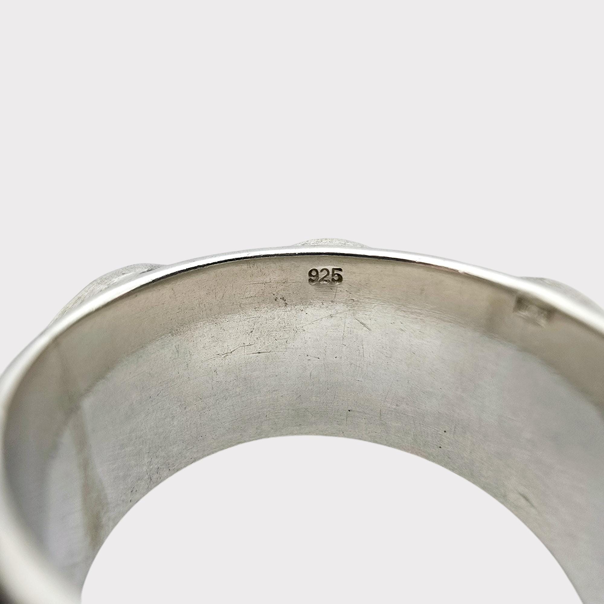 Vintage Sterling Silver Wave Design Band Ring - KP 925 Hallmarked 