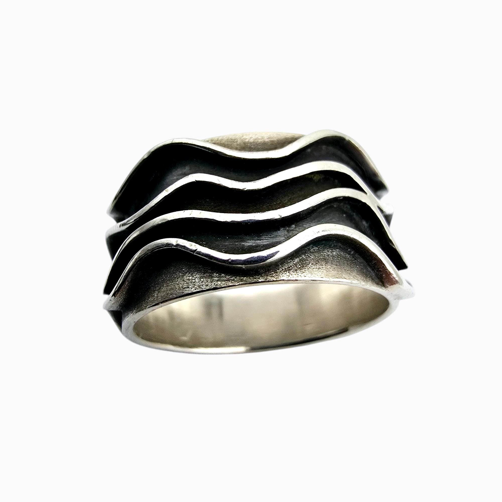 Vintage Sterling Silver Wave Design Band Ring - KP 925 Hallmarked