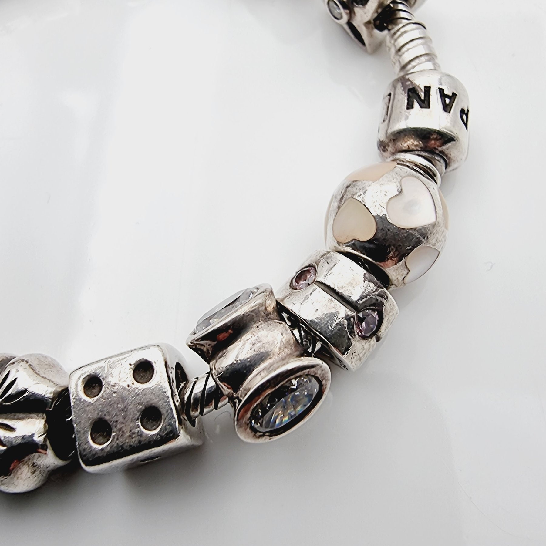 パンドラ シルバーチャームブレスレット（マルチチャーム付き