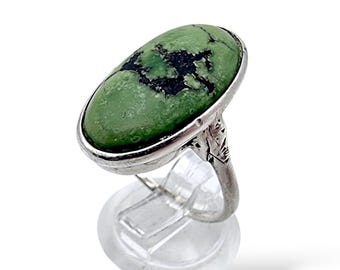 Vintage 830 Silver Ring with Green Gemstone | Oval Cabochon Chrysoprase Style Ring | EU 56 US 7.5