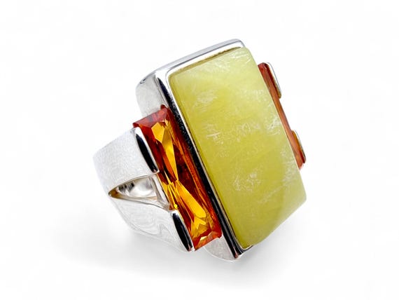 Vintage Silver Statement Ring – Large Yellow Cent… - image 4