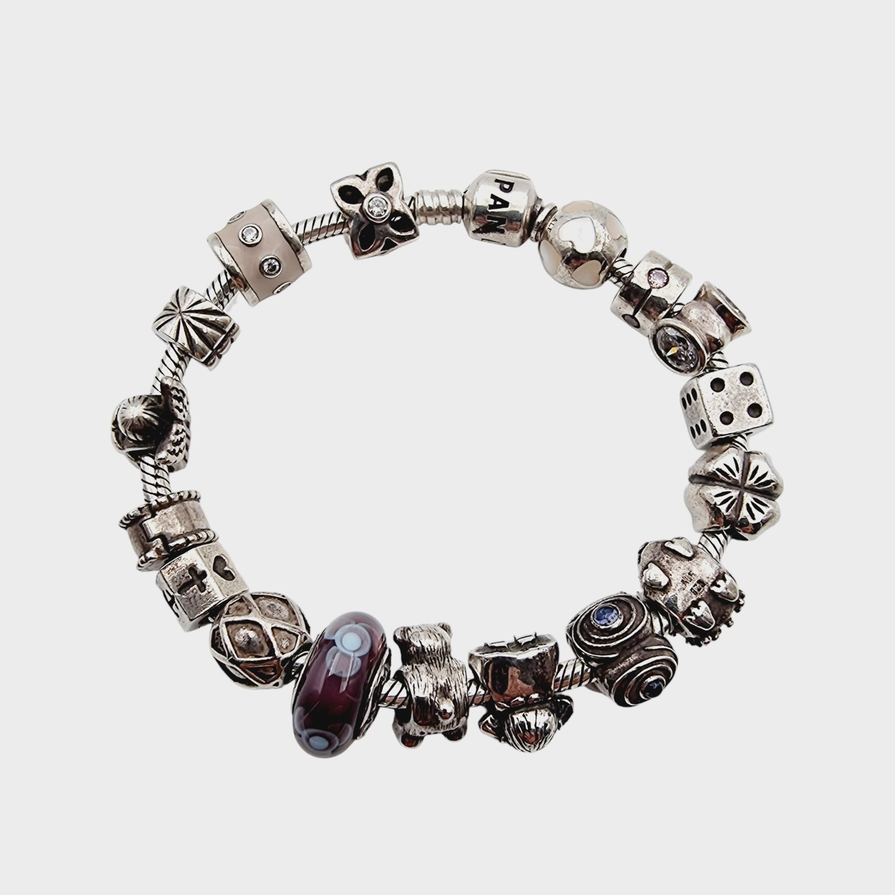 パンドラ シルバーチャームブレスレット（マルチチャーム付き