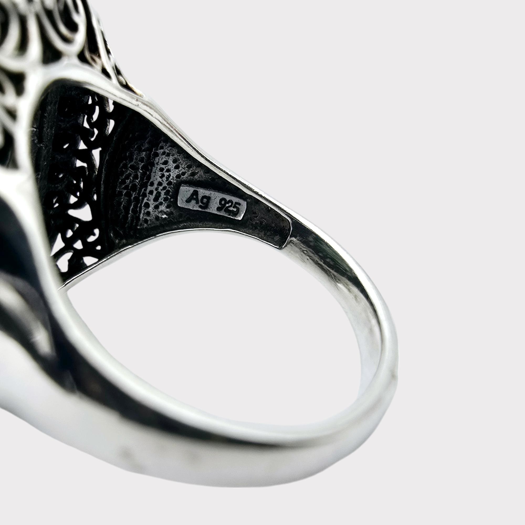 Vintage SPG 925 Sterling Silver Ring With Jade and Black