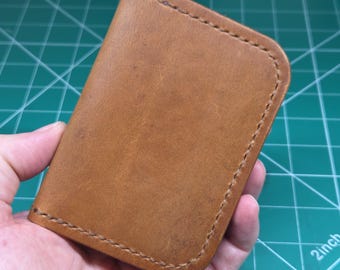 Oiled Leather Bifold Wallet with 2 Card Slots & 2 Stash Pockets