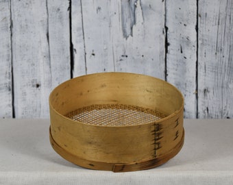 Antique sieve / Wooden sieve / Vintage flour sifter / Rustic home decor