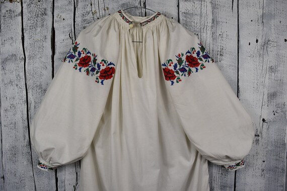Vintage traditional Ukrainian embroidered shirt /