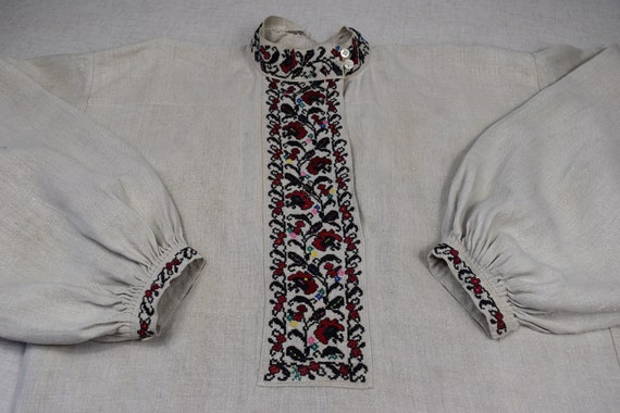 Vintage traditional Ukrainian embroidered shirt /