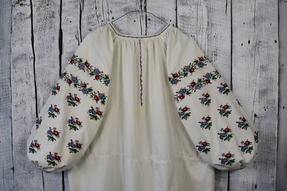 Vintage traditional Ukrainian embroidered shirt /