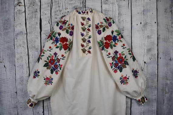 Vintage traditional Ukrainian embroidered shirt /