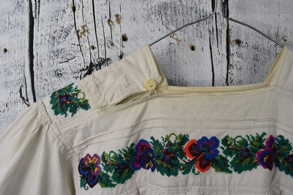 Vintage traditional Ukrainian embroidered shirt /… - image 3