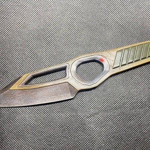 Apex Legends throwing knife, prop item, cosplay