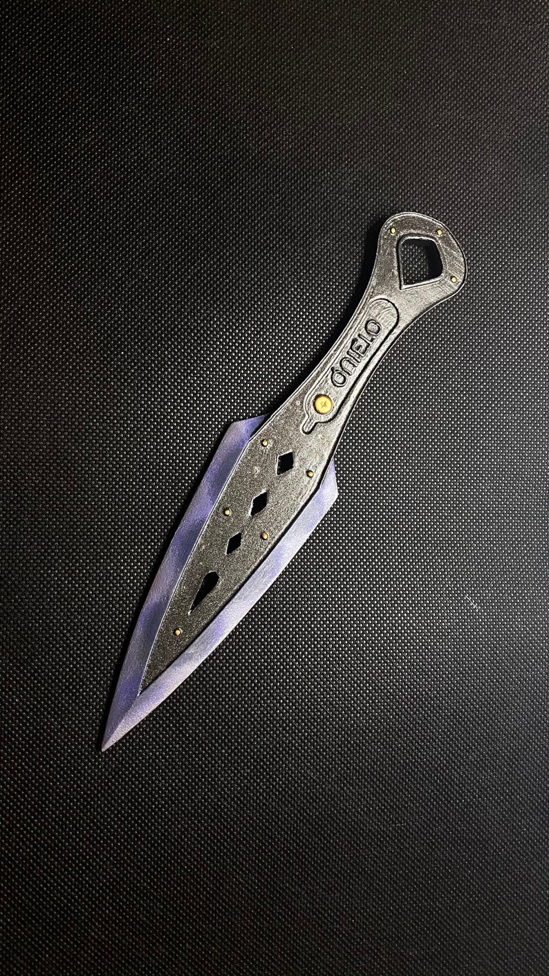 wraith kunai toy