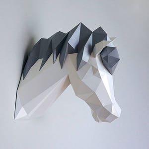 Be The Unicorn Low poly statues PDF for Paper craft. Make your own with this simple Wall decor image 3