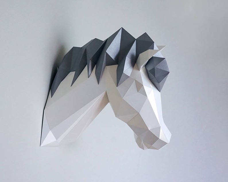 Be The Unicorn Low poly statues PDF for Paper craft. Make your own with this simple Wall decor image 3