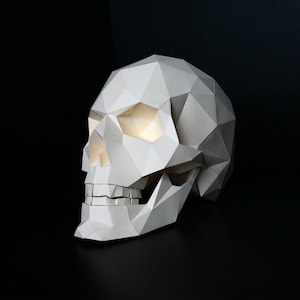 Skull  | Paper craft | Paper objet | Realistic Low poly  | 3D Polygon sculpture | PDF download  | including pdo file and dxf for silhouette