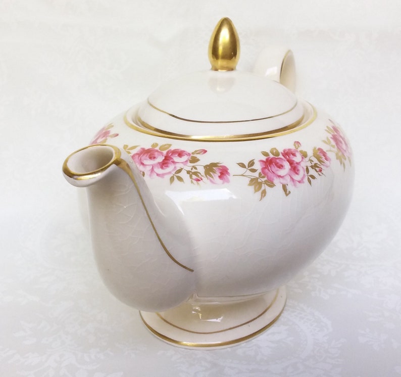 Rare Sadler Oval 3 1/2 Cups Teapot, Vintage Sadler England Rose Teapot