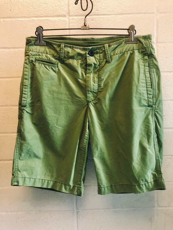 Chartreuse Green Shorts cotton / Gap size 29 / uni