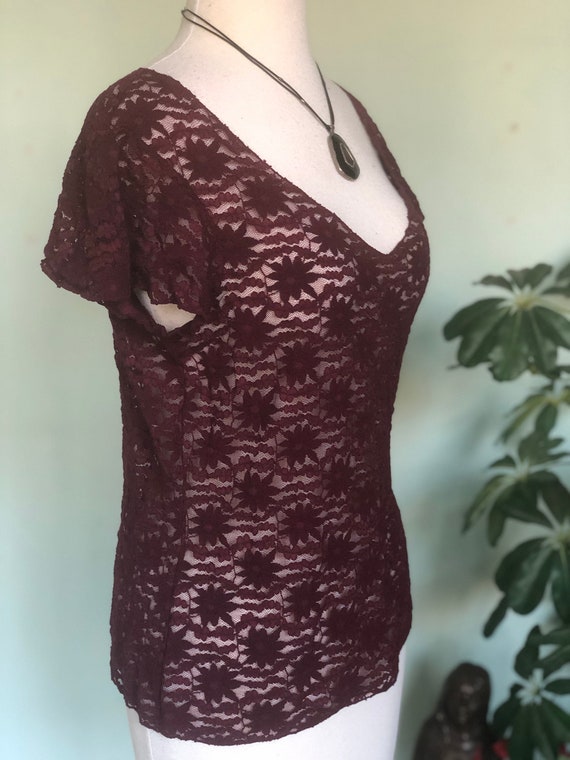Stretchy Burgundy Crochet Lace   / short sleeve / 
