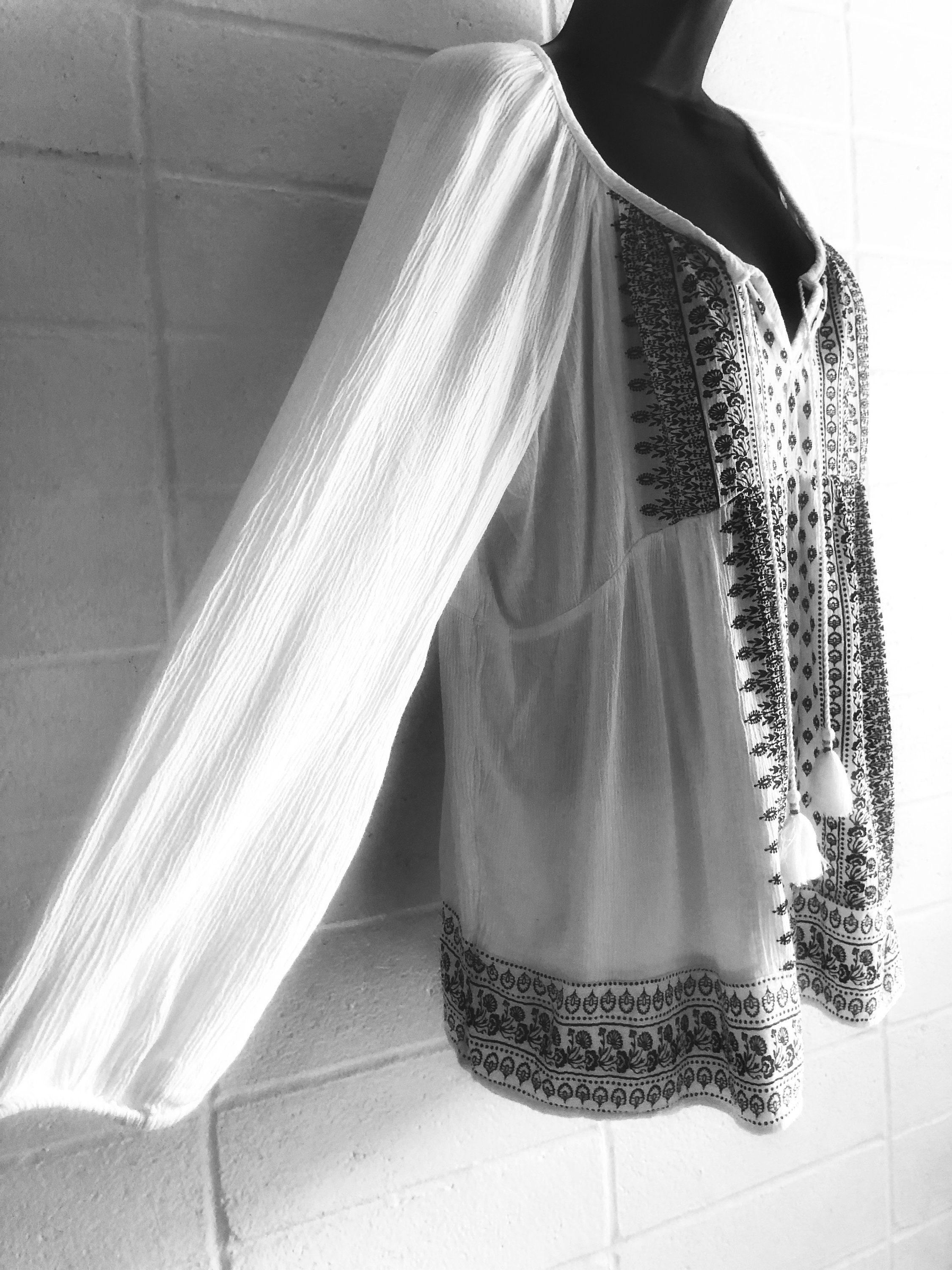 White Peasant Blouse Embroidered Print / Viscose / Long Sleeve/ Small