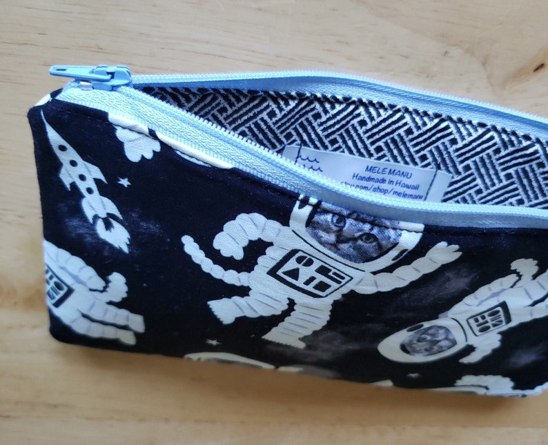 Glow In The Dark Cat Astronauts Zipper Bag in Black /& White