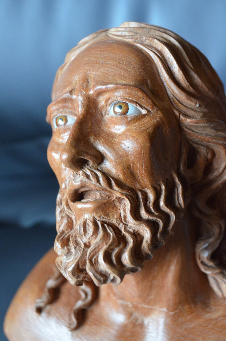 Hand Carved Wood Sculpture Bust of Jesus Christ the Saviour Lord Statue
