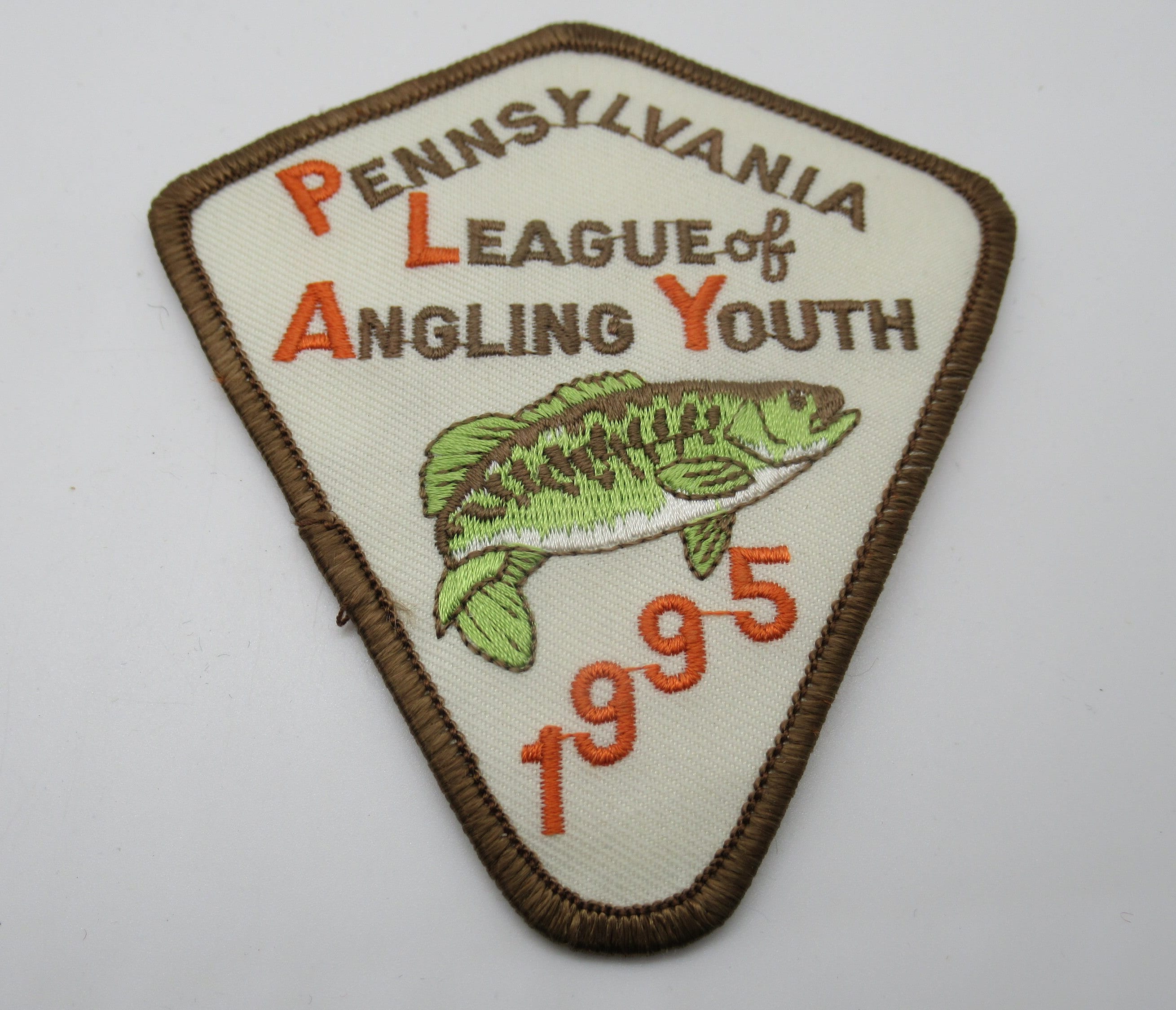 Pennsylvania League of Angling Youth PLAY 1995 Oval Smallmouth Bass Fishing  Iron on Patch 