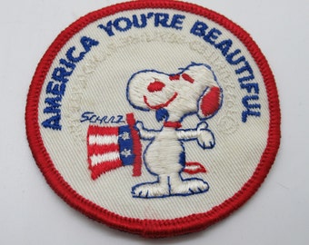 Sew On Patch EMBROIDERED Peanuts Snoopy  #29 Iron On 
