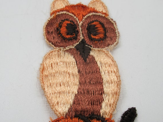 Brown Owl Sitting on Branch Vintage Sew On Patch - image 3
