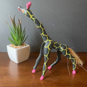 Oaxacan Wood Giraffe, Hand Painted Souvenir from Mexico, Mexico Folk Art
