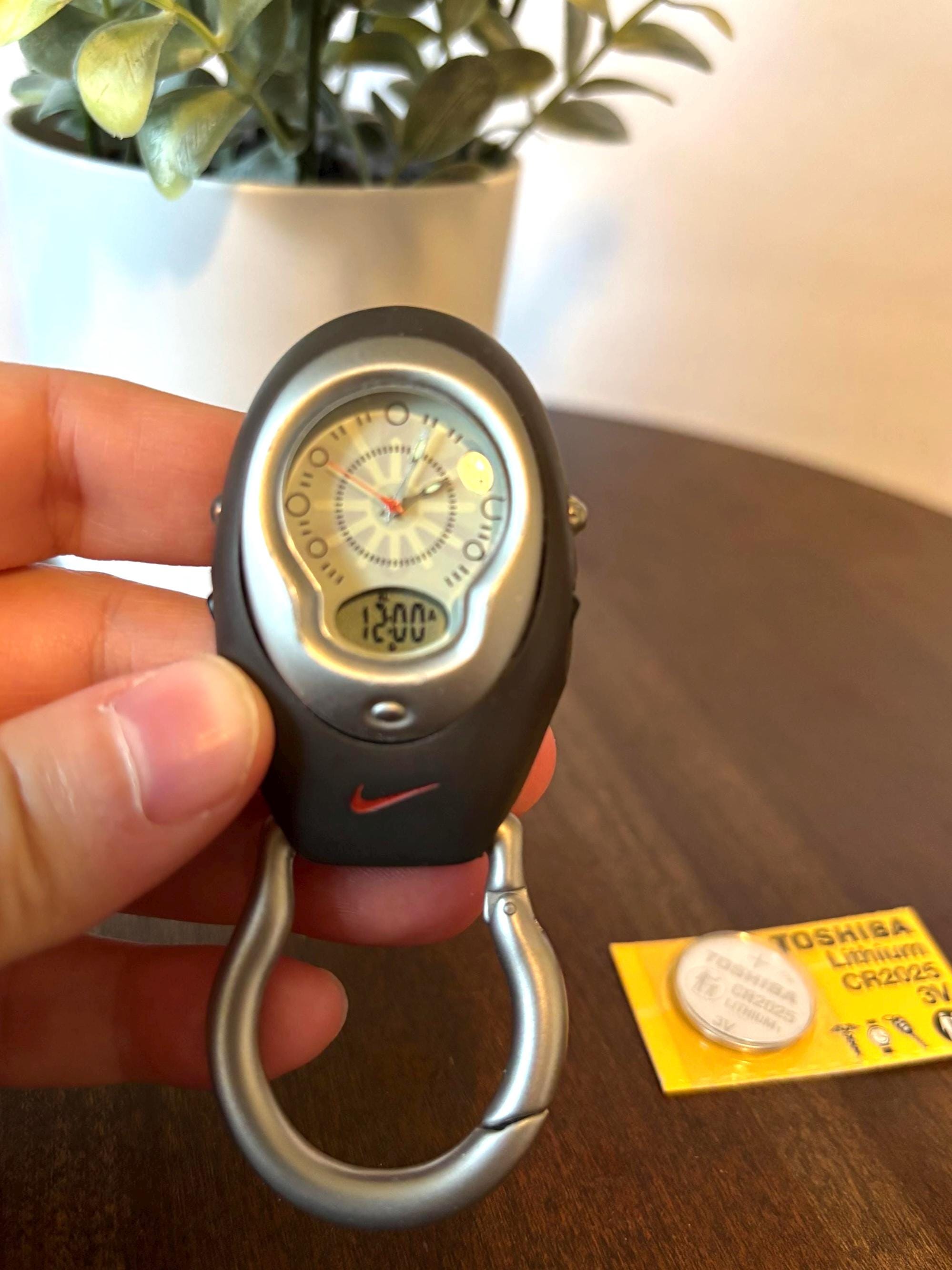 Nike ACG Thermal Gaugel Watch With Carabiner, Extra Battery