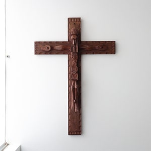 CRISTO ESCULPIDO À MÃO 66CM - Decoração de interiores - Decoração de casa - Espelhos decorativos