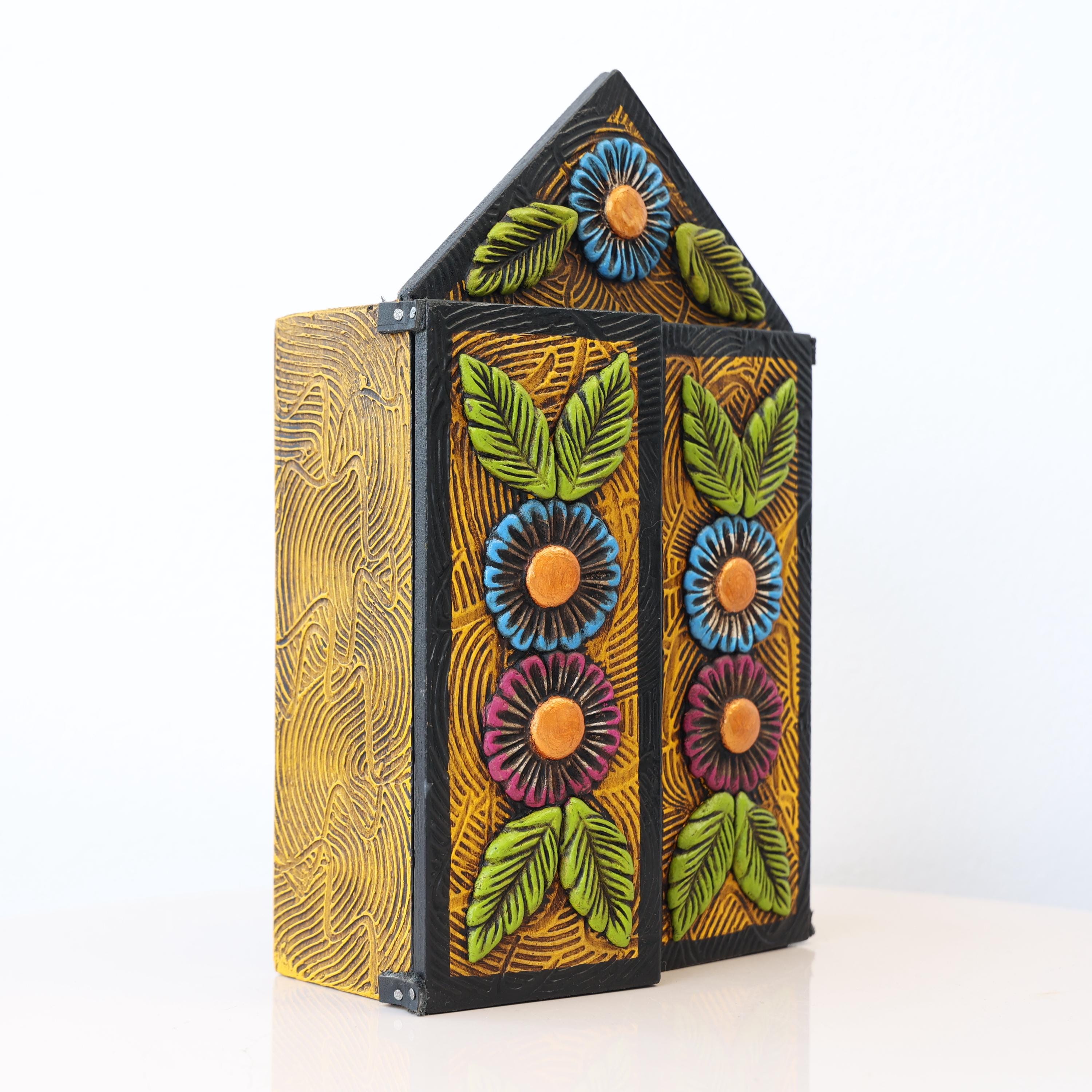 アンデスのキリスト降誕シーン、手作りのアヤクーチョ・レタブロ 