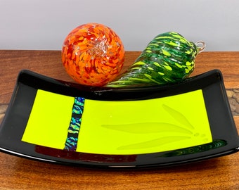 Fused Glass Plate – Black and Green Sushi Tray