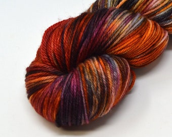 hand dyed yarn | Dyed yarn | worsted weight yarn | speckled yarn | worsted yarn | Sweater yarn | hat yarn | variegated | Hocus Pocus | Mary