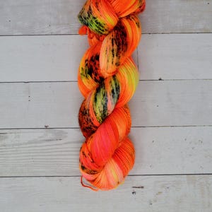 Darren Singles | hand dyed yarn | fingering weight yarn | Yarn | Superwash | singly ply Yarn | fingering yarn | Speckled | Happy Dance